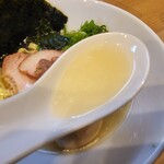 ほっこり中華そば もつけ - 