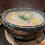 焼肉のぶちゃん - 熱々の美味しいスープ
