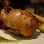 クロッキオ - もち豚の色々な部位を詰めた鶉ロースト