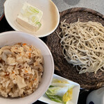 うさぎ庵 - 炊き込みご飯のセット　¥920