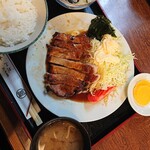 末広 - 富士桜ポークソテー定食