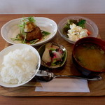 まめcafe - 本日の日替り　豆腐ハンバーグ　680円