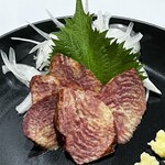 Batei - 燻製の香ばしさが特徴馬タンスモーク