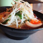 グル グル シロヘビ ヌードル - 