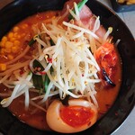 グル グル シロヘビ ヌードル - 