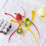 R1 TOKYO Bar&Restaurant - 