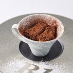 R1 TOKYO Bar&Restaurant - 