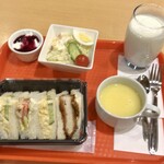 ベッセルイン - 朝食セット「サンドイッチセット」