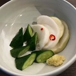 Yamamotoya Honten - 食べ放題の浅漬け