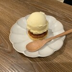 Hakkou Bisutoro Sakaya - バスクチーズケーキ