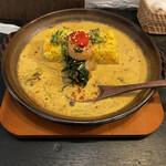 Rスリランカ＋ - ガーリックシュリンプカレー