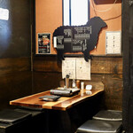 なまらむーちょ - テーブル席