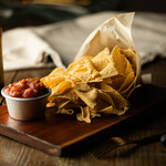 ・Tortilla chips