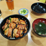 鳥竹 - 焼鳥丼