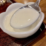 ネパール料理 居酒屋 ラム - サラッとしたヨーグルト