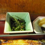 川蝉 - しゃきしゃきした歯触りがいい豆苗。エンドウ豆の若菜だそうです