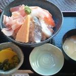 浜焼き海鮮居酒屋 大庄水産 - 海鮮丼５００円
