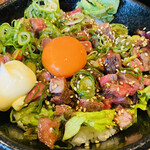 肉タレ屋 - ユッケ丼