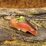 にぎり鮨 一五〇 - カツオ