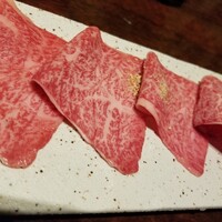黒毛和牛焼肉 虎斑 北新地店 - 