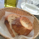 表参道バンブー - パンは2種