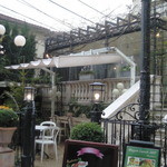 表参道バンブー - 洋館のような外観