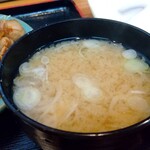 丸福 - いつものしじみ汁
