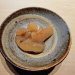 鮨 唐島 - コラトゥーラを使った烏賊ゲソの塩辛