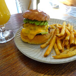 KAKUMEI Burger & cafe - 