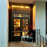 TOKYO Whisky Library - 