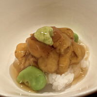 愚直に - 雲丹の飯蒸し
                ムラサキウニがたっぷり！