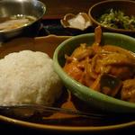 肉だんご入りタイカレー