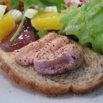 オステリア チロ - トリレバーのクロスティーニ