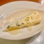 ラ・ブーシェリー・デュ・ブッパ - 2022.1.  蜂蜜かけブルーチー