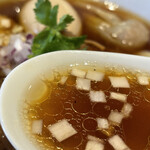 らぁ麺や 嶋 - 複雑かつ重厚なスープは堪りません