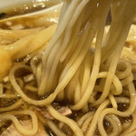 らぁ麺や 嶋 - 意外なほど麺量も多い