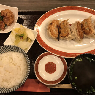 八王子餃子食堂_0