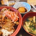 すき家 - 牛カルビ丼