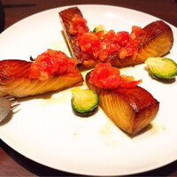 ワカヌイ グリル ダイニング バー 東京 - 