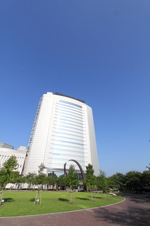A-To Marushe - 高崎駅西口より徒歩まっすぐ。高崎のシンボル市役所の21階に当店がございます。