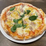 セディータ - Aセットのピザ（ツナとコーン）