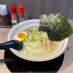 Ramen Akatsuki - 塩ラーメン（700円）