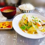 山中食堂 - 野菜炒め定食