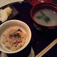 藤右ェ門 栄 - ほっこりご飯とお味噌汁。