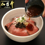 かたい信用やわらかい肉 焼肉のいとう - 料理写真:仙台牛プレミアムローストビーフ丼