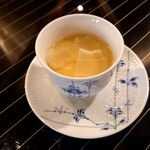 横浜うかい亭 - 百合根のフラン　百合根が甘っ！トリュフオイルが香る