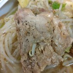 ラーメン二郎 - 塊感凄いです