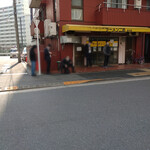 ラーメン二郎 - この後一人に抜かされました