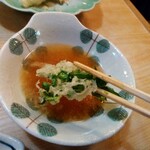 菊乃家本店 - 青菜？の天ぷら(苦味は無い)