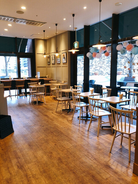 FRESHNESS BUGER CHAIR Freshness Burger - Hokkaido Guide